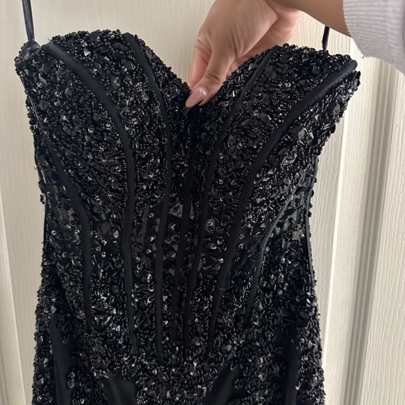 Prom Dress - Picture 4 of 12